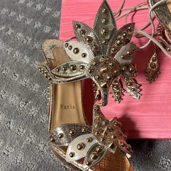 Louboutin heels - Picture 6 of 6